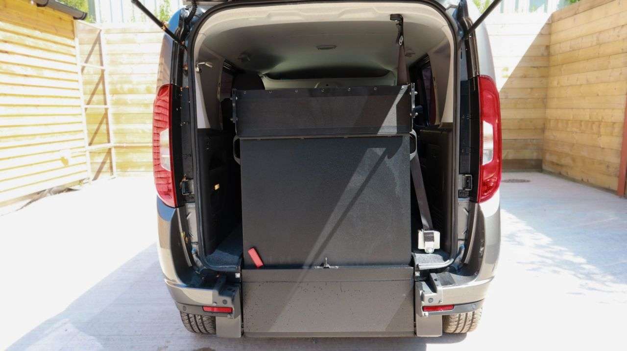 2019 FIAT DOBLO 2019 FIAT DOBLO