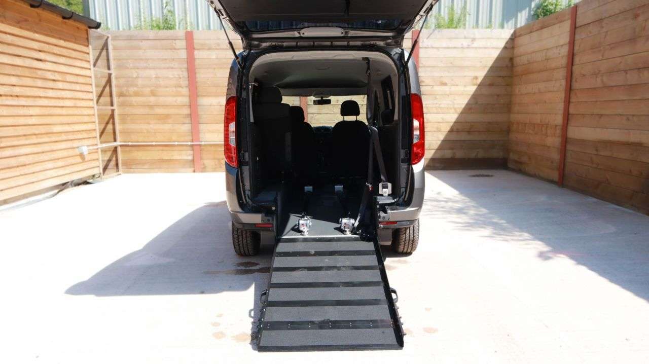 2019 FIAT DOBLO 2019 FIAT DOBLO