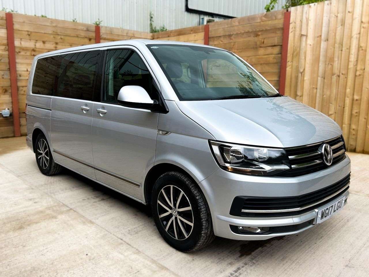 A 2017 VOLKSWAGEN CARAVELLE 6 Seat Drive From / Passenger Up Front Wheelchair Accessible Vehicle WAV A 2017 VOLKSWAGEN CARAVELLE 6 Seat Drive From / Passenger Up Front Wheelchair Accessible Vehicle WAV