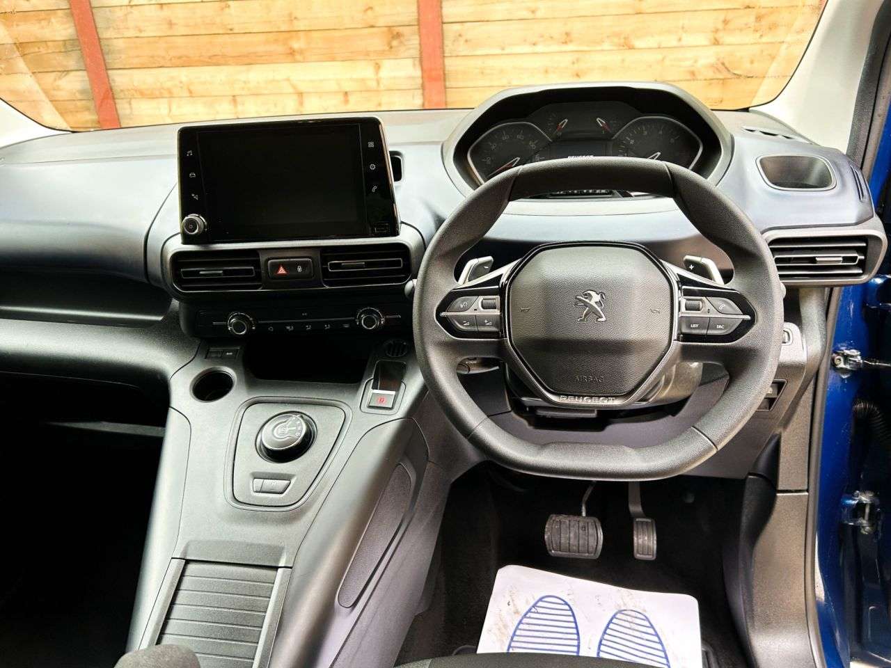 A 2023 PEUGEOT RIFTER 4 Seat Auto Wheelchair Accessible Disabled Access Vehicle WAV A 2023 PEUGEOT RIFTER 4 Seat Auto Wheelchair Accessible Disabled Access Vehicle WAV