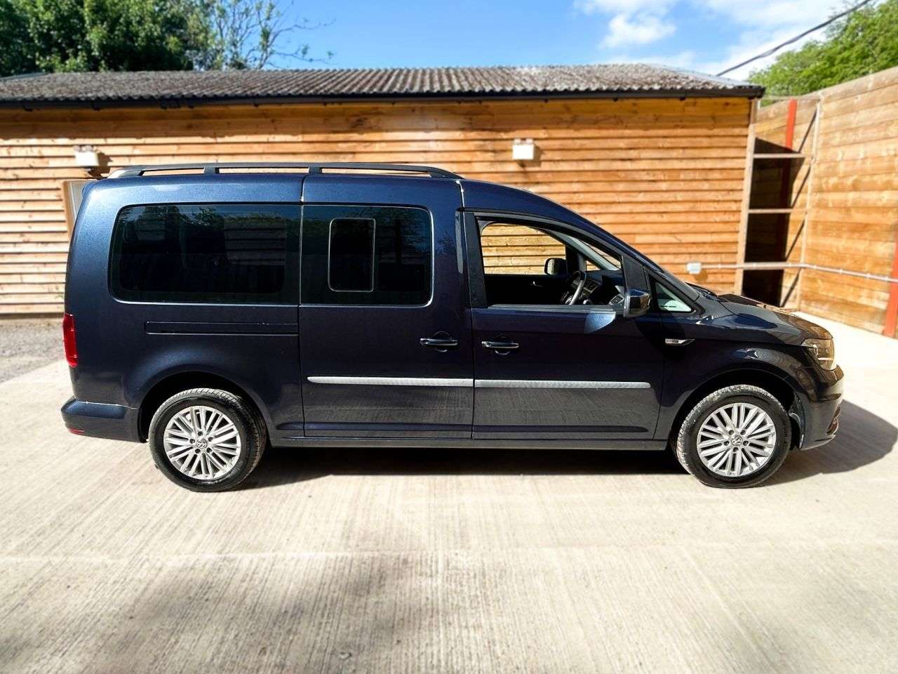 2019 VOLKSWAGEN CADDY MAXI LIFE 2019 VOLKSWAGEN CADDY MAXI LIFE
