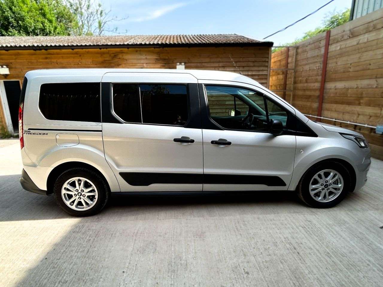 2022 FORD GRAND TOURNEO CONNECT 2022 FORD GRAND TOURNEO CONNECT