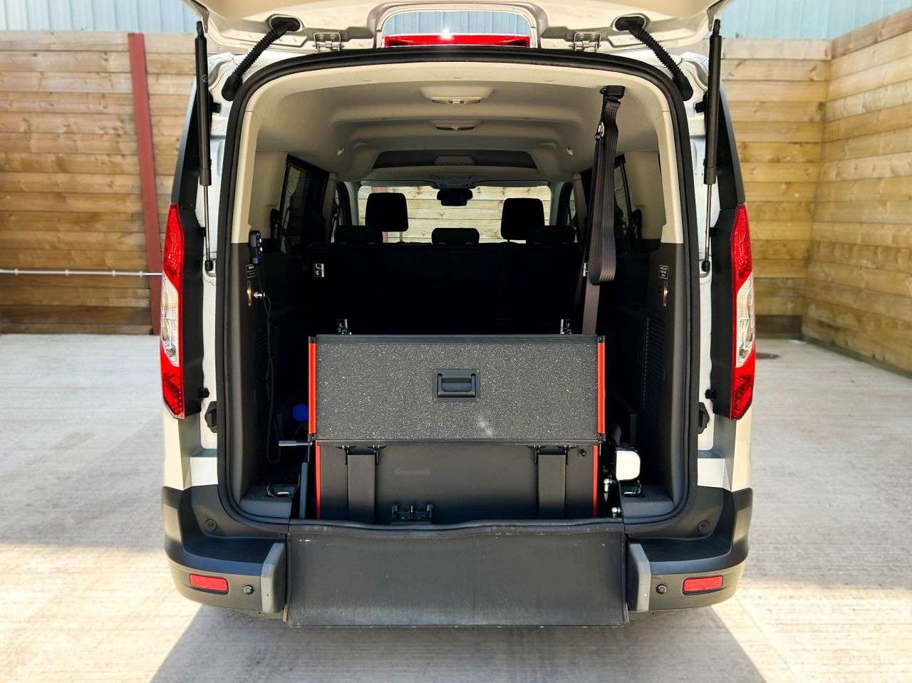 2022 FORD GRAND TOURNEO CONNECT 2022 FORD GRAND TOURNEO CONNECT