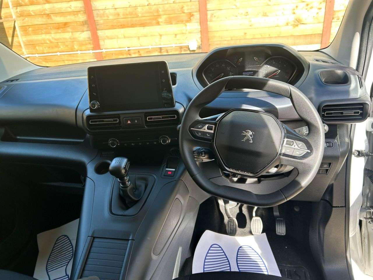 A 2023 PEUGEOT RIFTER L2 LWB 4 Seat Wheelchair Accessible Disabled Access Vehicle WAV A 2023 PEUGEOT RIFTER L2 LWB 4 Seat Wheelchair Accessible Disabled Access Vehicle WAV