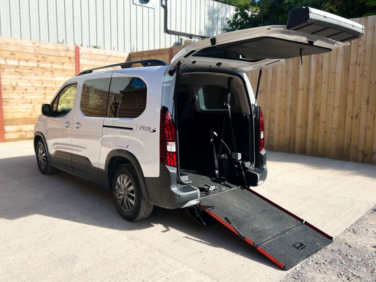 A 2023 PEUGEOT RIFTER L2 LWB 4 Seat Wheelchair Accessible Disabled Access Vehicle WAV A 2023 PEUGEOT RIFTER L2 LWB 4 Seat Wheelchair Accessible Disabled Access Vehicle WAV