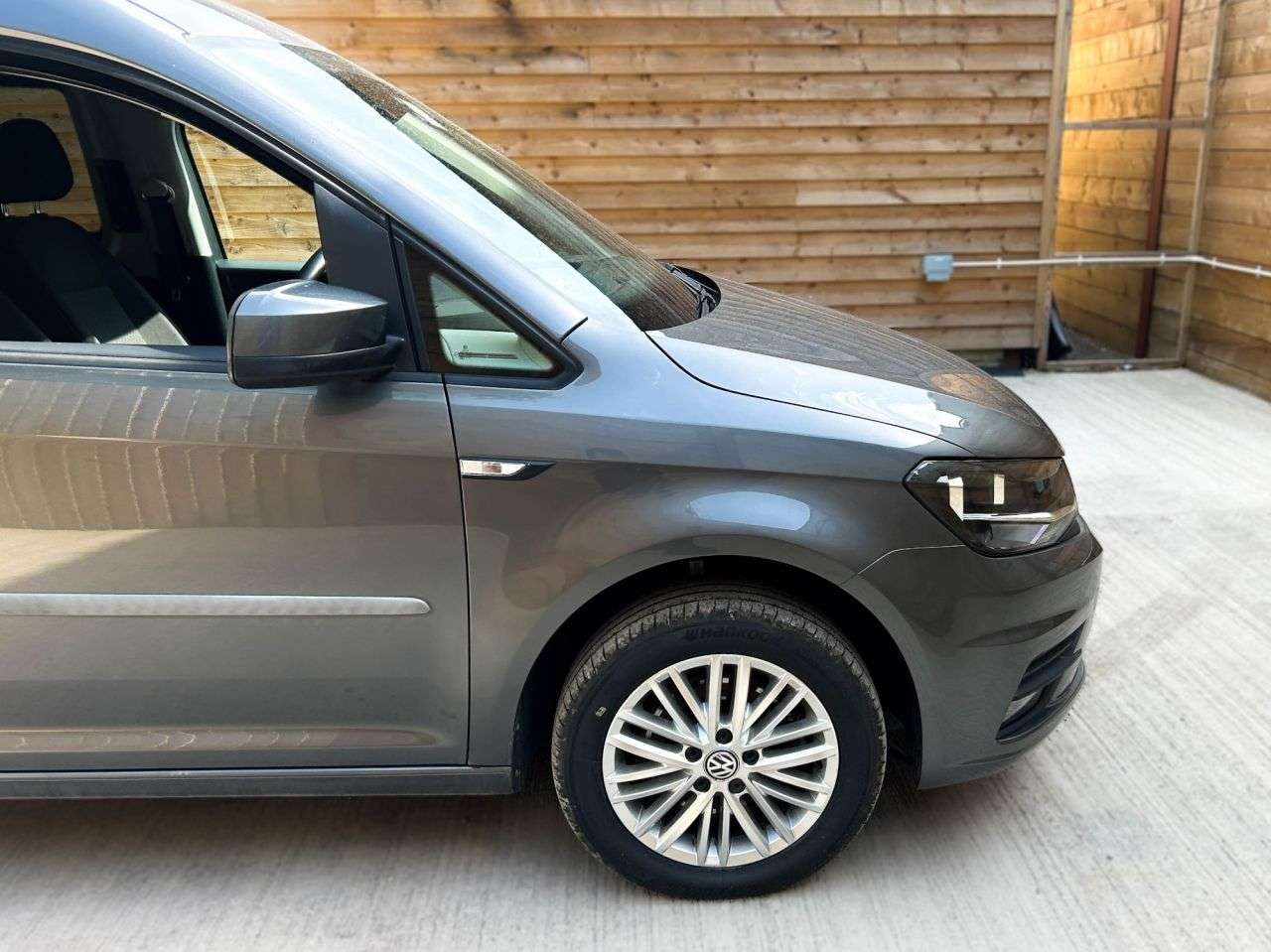 2020 VOLKSWAGEN CADDY MAXI LIFE 2020 VOLKSWAGEN CADDY MAXI LIFE
