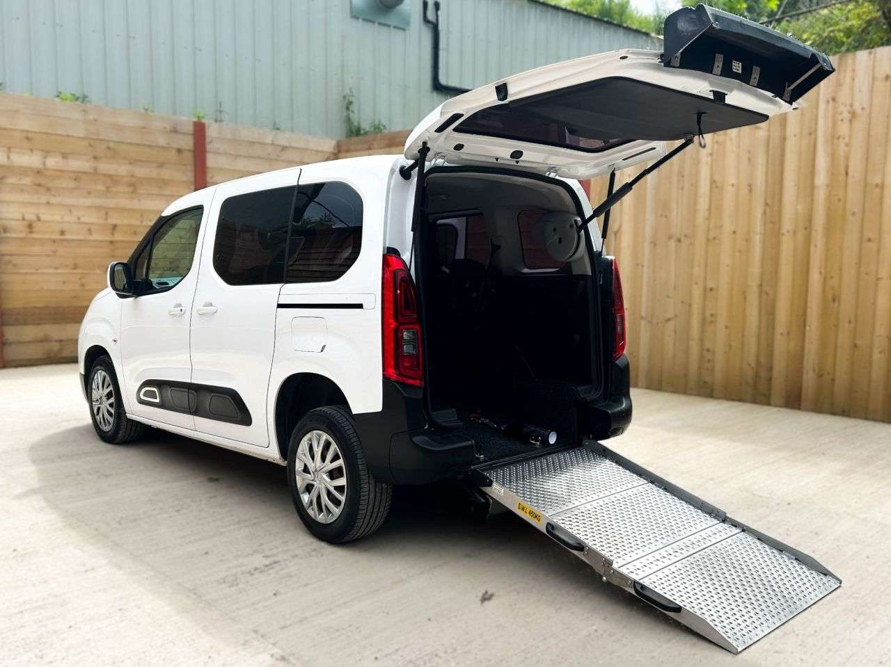 A 2021 CITROEN BERLINGO 3 Seat Auto Wheelchair Accessible Disabled Access Vehicle WAV A 2021 CITROEN BERLINGO 3 Seat Auto Wheelchair Accessible Disabled Access Vehicle WAV