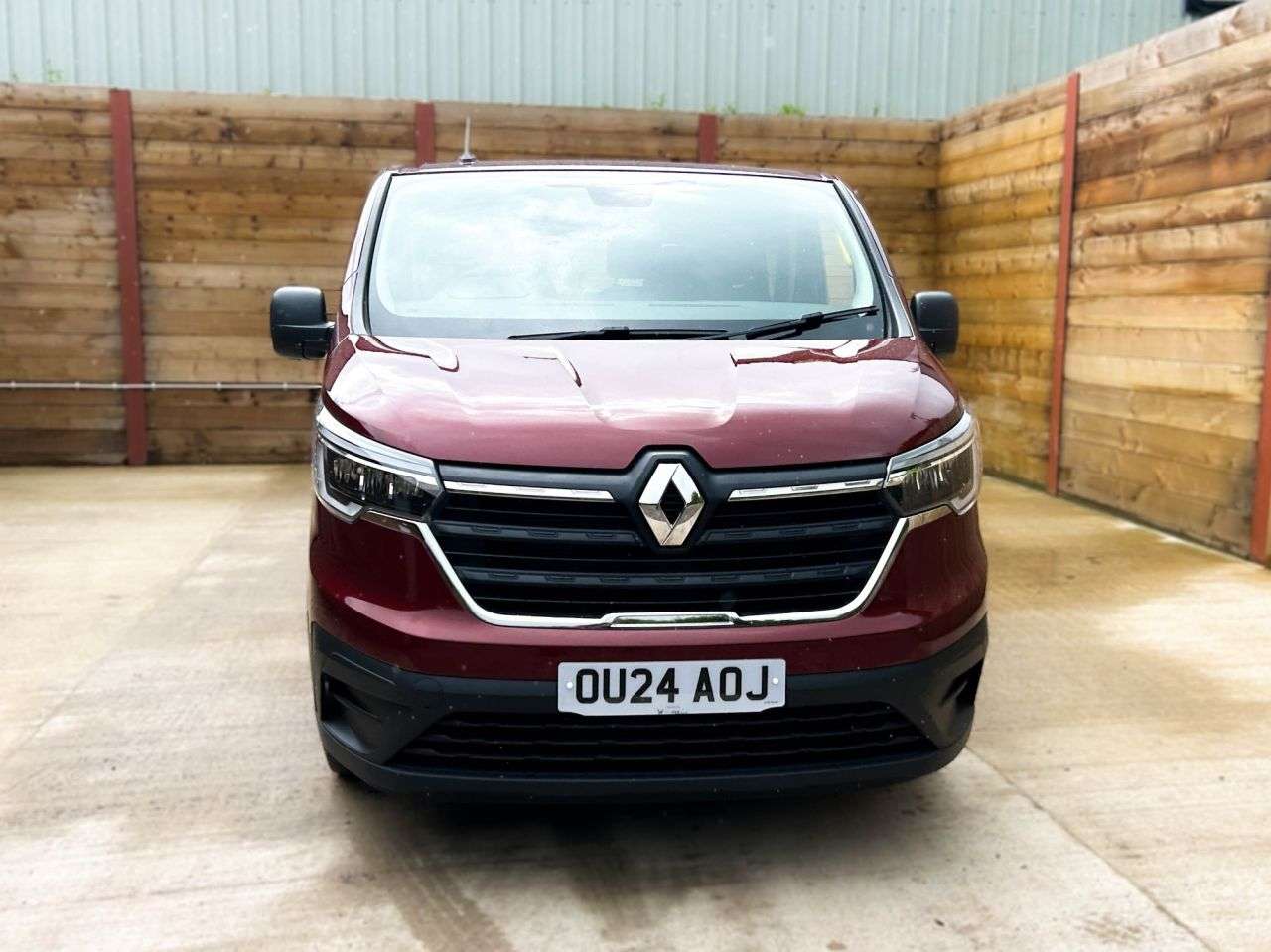 A 2024 RENAULT TRAFIC 6 Seat Wheelchair Accessible Disabled Access Vehicle WAV A 2024 RENAULT TRAFIC 6 Seat Wheelchair Accessible Disabled Access Vehicle WAV