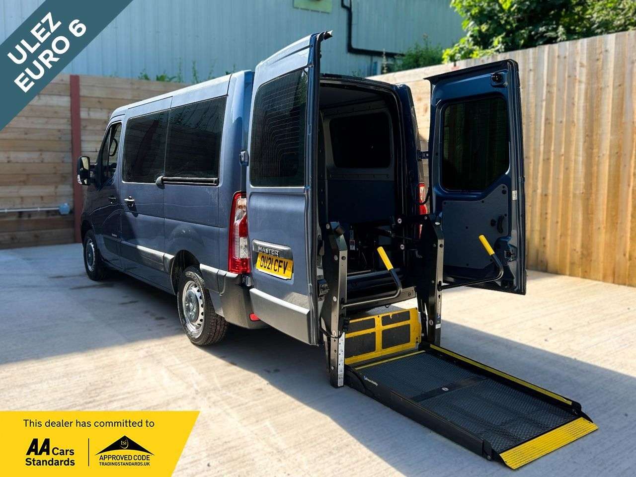 A 2021 RENAULT MASTER 4 Seat Auto Wheelchair Accessible Disabled Access Vehicle WAV A 2021 RENAULT MASTER 4 Seat Auto Wheelchair Accessible Disabled Access Vehicle WAV