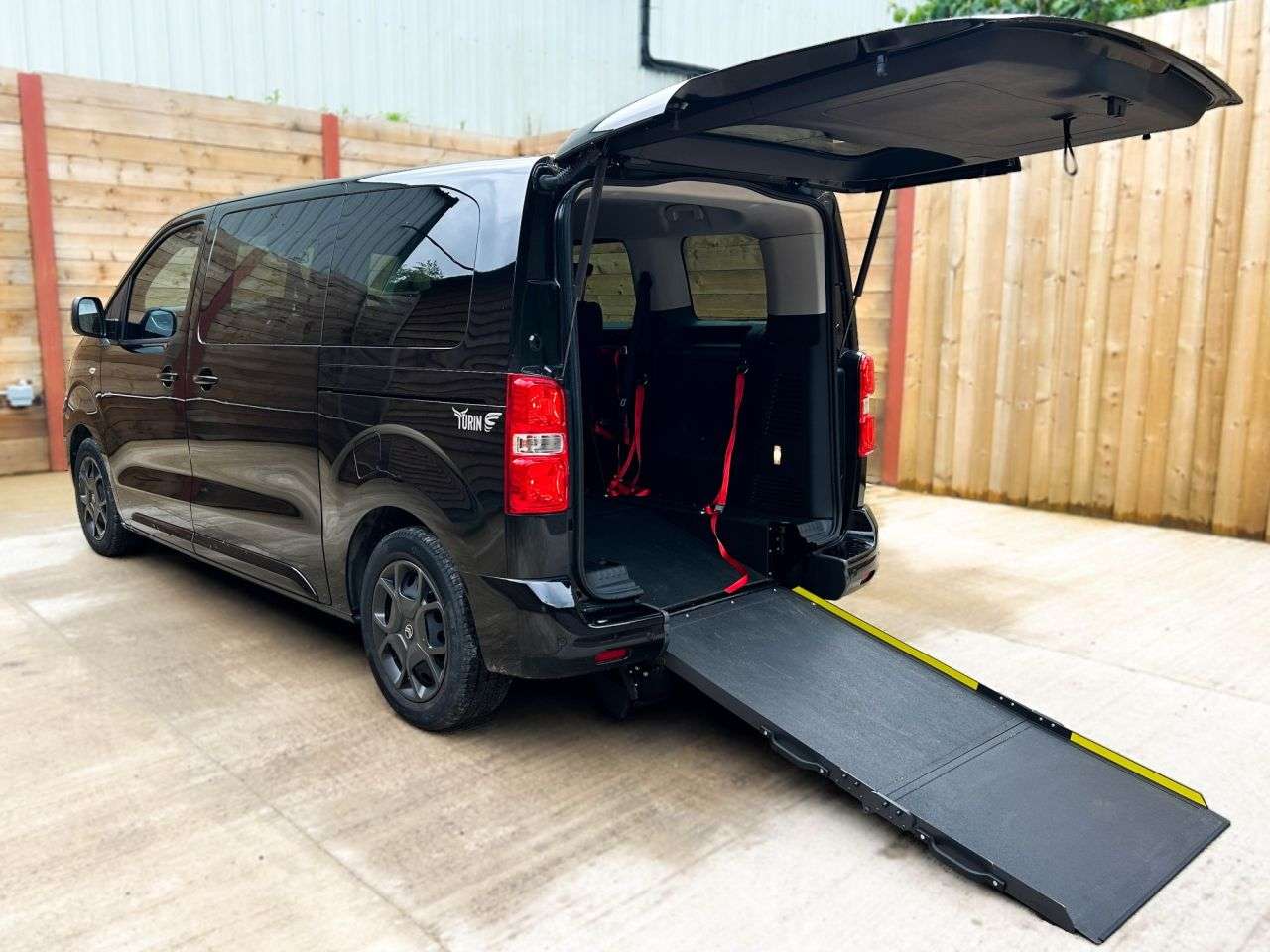 A 2024 CITROEN SPACETOURER 3 Seat Auto Passenger Up Front Wheelchair Accessible Disabled Access Vehicl A 2024 CITROEN SPACETOURER 3 Seat Auto Passenger Up Front Wheelchair Accessible Disabled Access Vehicl