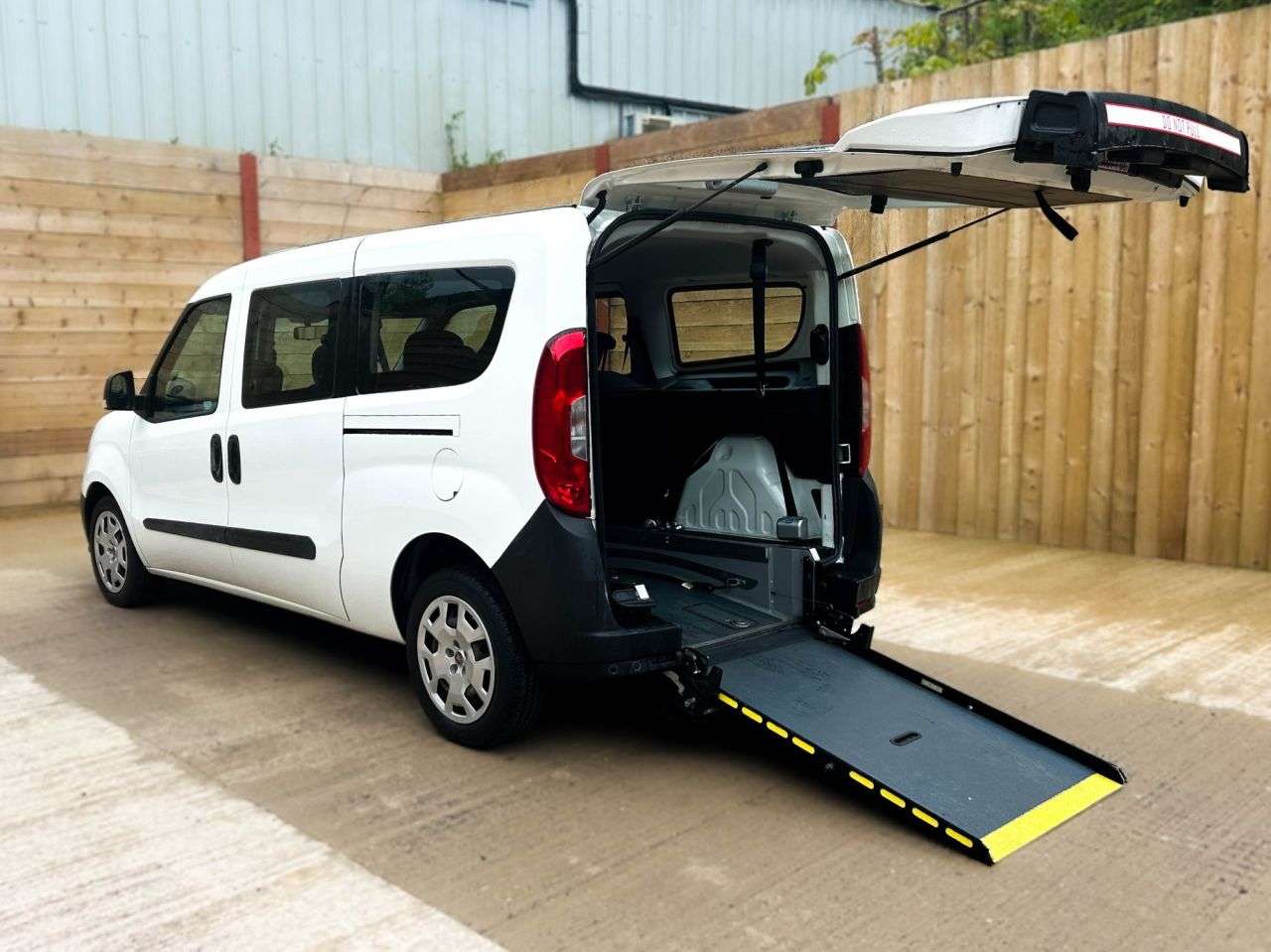 A 2018 FIAT DOBLO L2 LWB 5 Seat Wheelchair Accessible Disabled Access Vehicle WAV A 2018 FIAT DOBLO L2 LWB 5 Seat Wheelchair Accessible Disabled Access Vehicle WAV