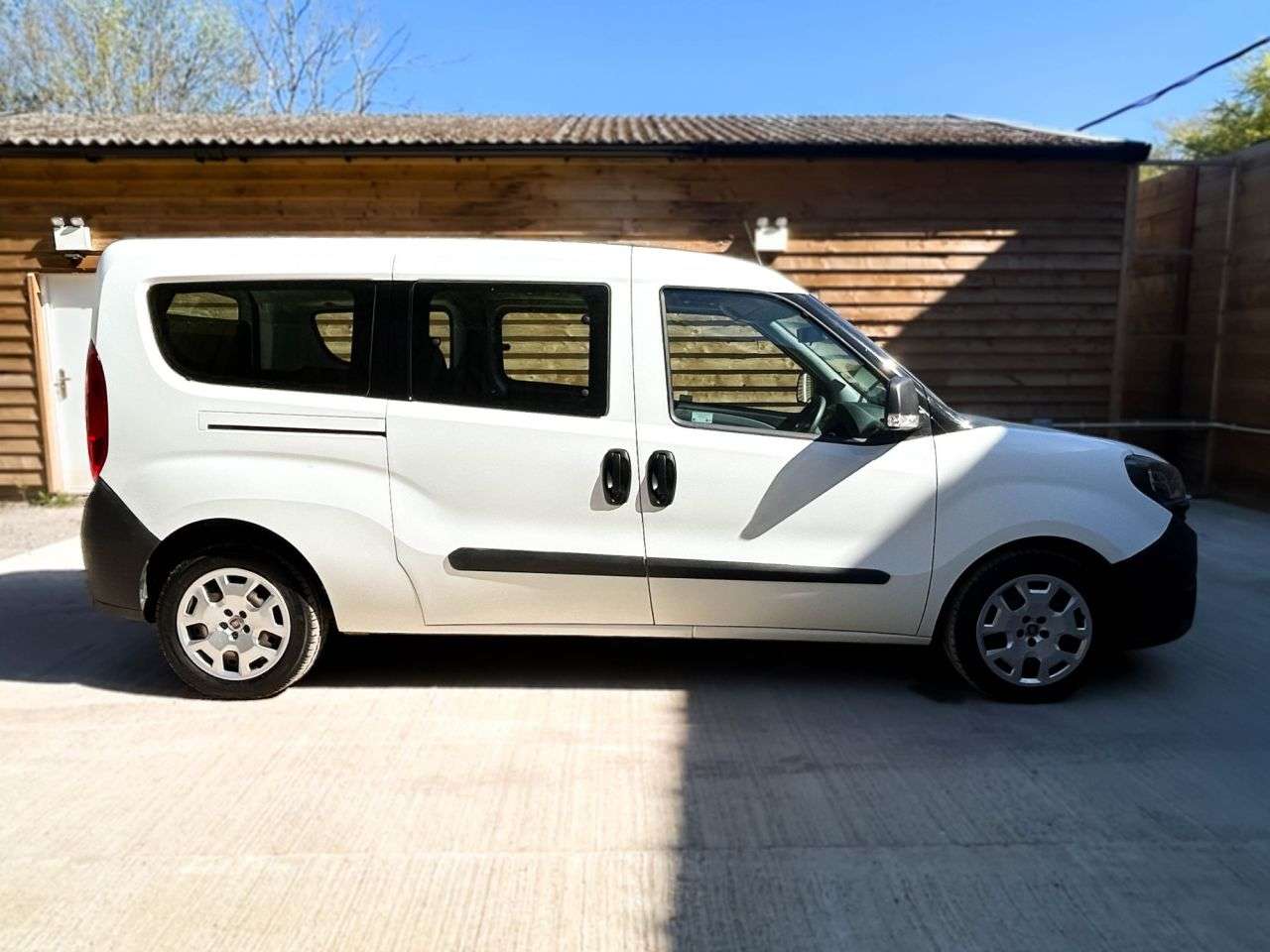 A 2018 FIAT DOBLO L2 LWB 5 Seat Wheelchair Accessible Disabled Access Vehicle WAV A 2018 FIAT DOBLO L2 LWB 5 Seat Wheelchair Accessible Disabled Access Vehicle WAV