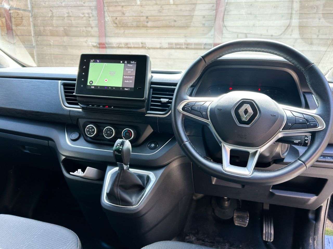 A 2024 RENAULT TRAFIC L2 LWB 6 Seat Auto Wheelchair Accessible Disabled Access Vehicle WAV A 2024 RENAULT TRAFIC L2 LWB 6 Seat Auto Wheelchair Accessible Disabled Access Vehicle WAV