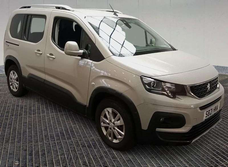 A 2021 PEUGEOT RIFTER 3 Seat Petrol Auto Wheelchair Accessible Disabled Access Vehicle WAV A 2021 PEUGEOT RIFTER 3 Seat Petrol Auto Wheelchair Accessible Disabled Access Vehicle WAV