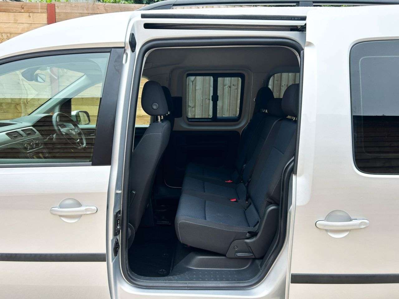 2021 VOLKSWAGEN CADDY MAXI LIFE 2021 VOLKSWAGEN CADDY MAXI LIFE