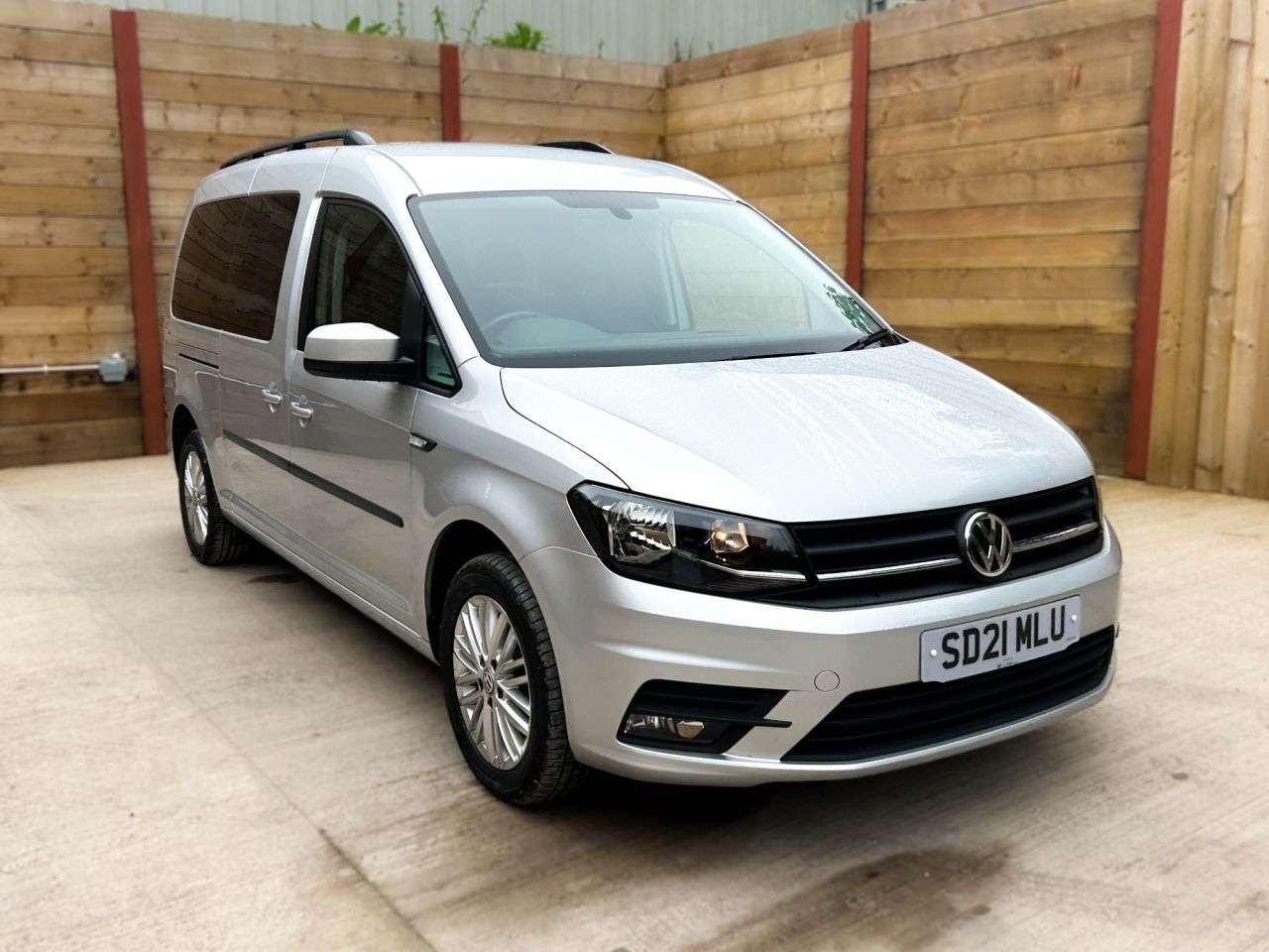 2021 VOLKSWAGEN CADDY MAXI LIFE 2021 VOLKSWAGEN CADDY MAXI LIFE
