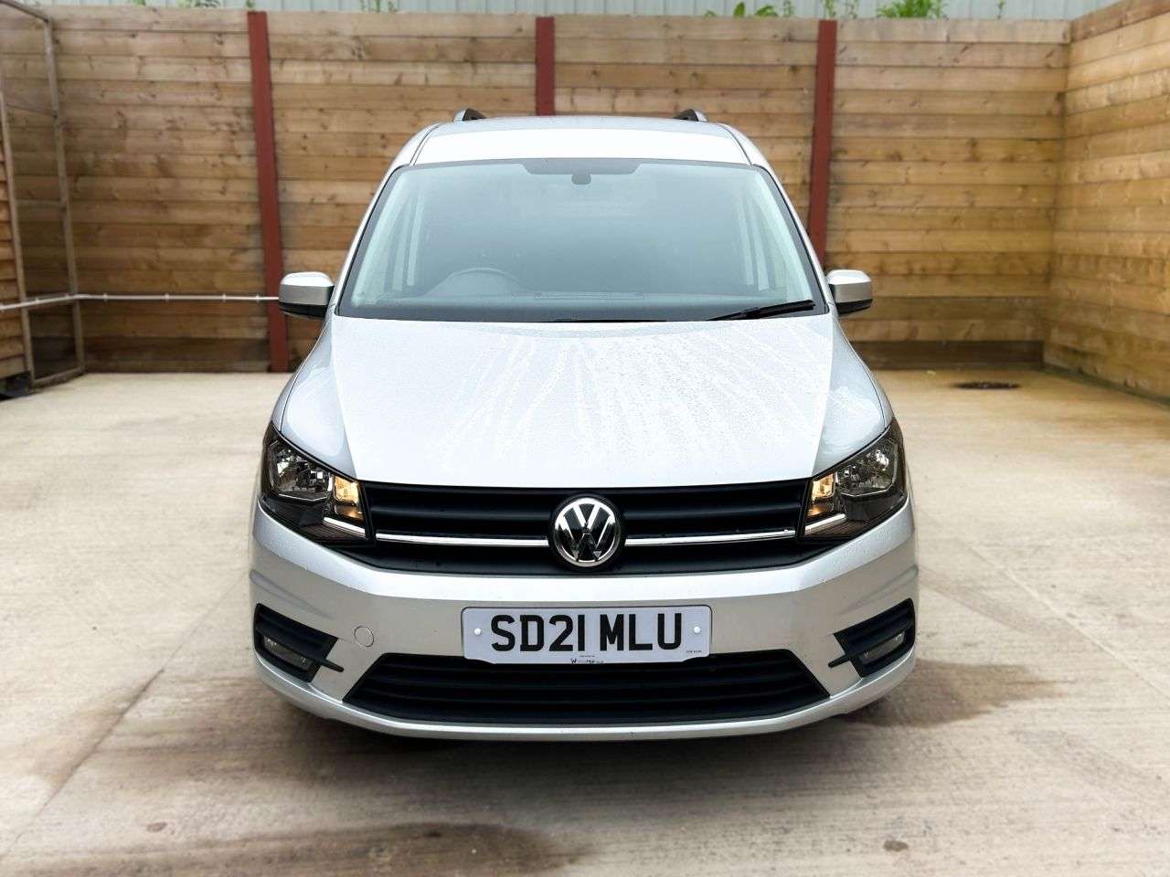 2021 VOLKSWAGEN CADDY MAXI LIFE 2021 VOLKSWAGEN CADDY MAXI LIFE