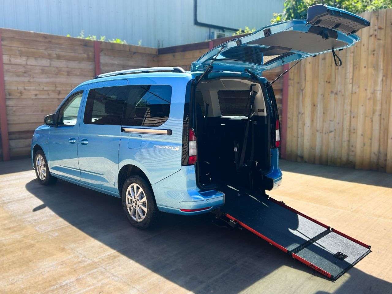 A 2023 FORD GRAND TOURNEO CONNECT 5 Seat Wheelchair Accessible Disabled Access Vehicle A 2023 FORD GRAND TOURNEO CONNECT 5 Seat Wheelchair Accessible Disabled Access Vehicle