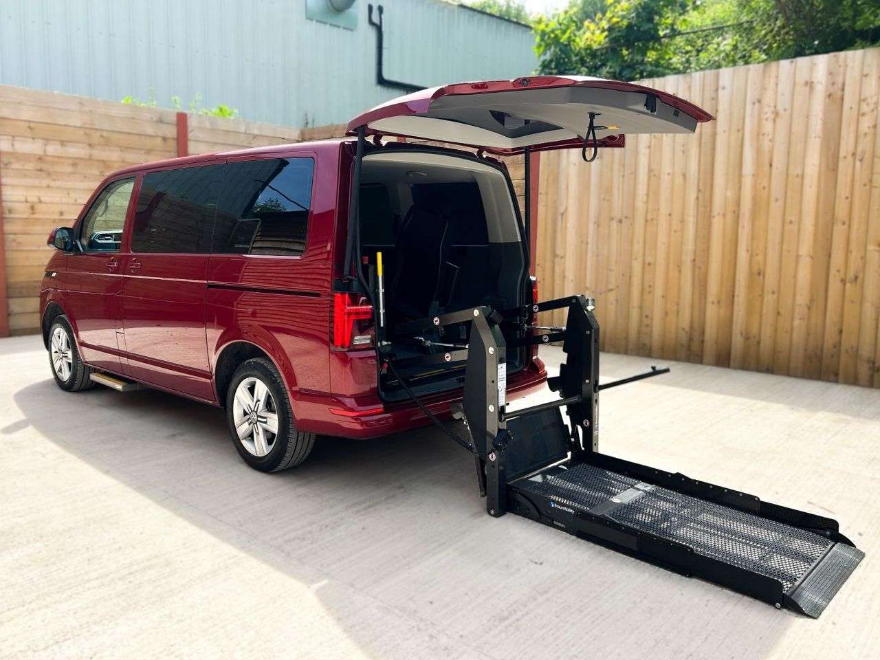 A 2021 VOLKSWAGEN TRANSPORTER 4 Seat Auto Passenger Up Front / Drive From Wheelchair Accessible Disabled A 2021 VOLKSWAGEN TRANSPORTER 4 Seat Auto Passenger Up Front / Drive From Wheelchair Accessible Disabled