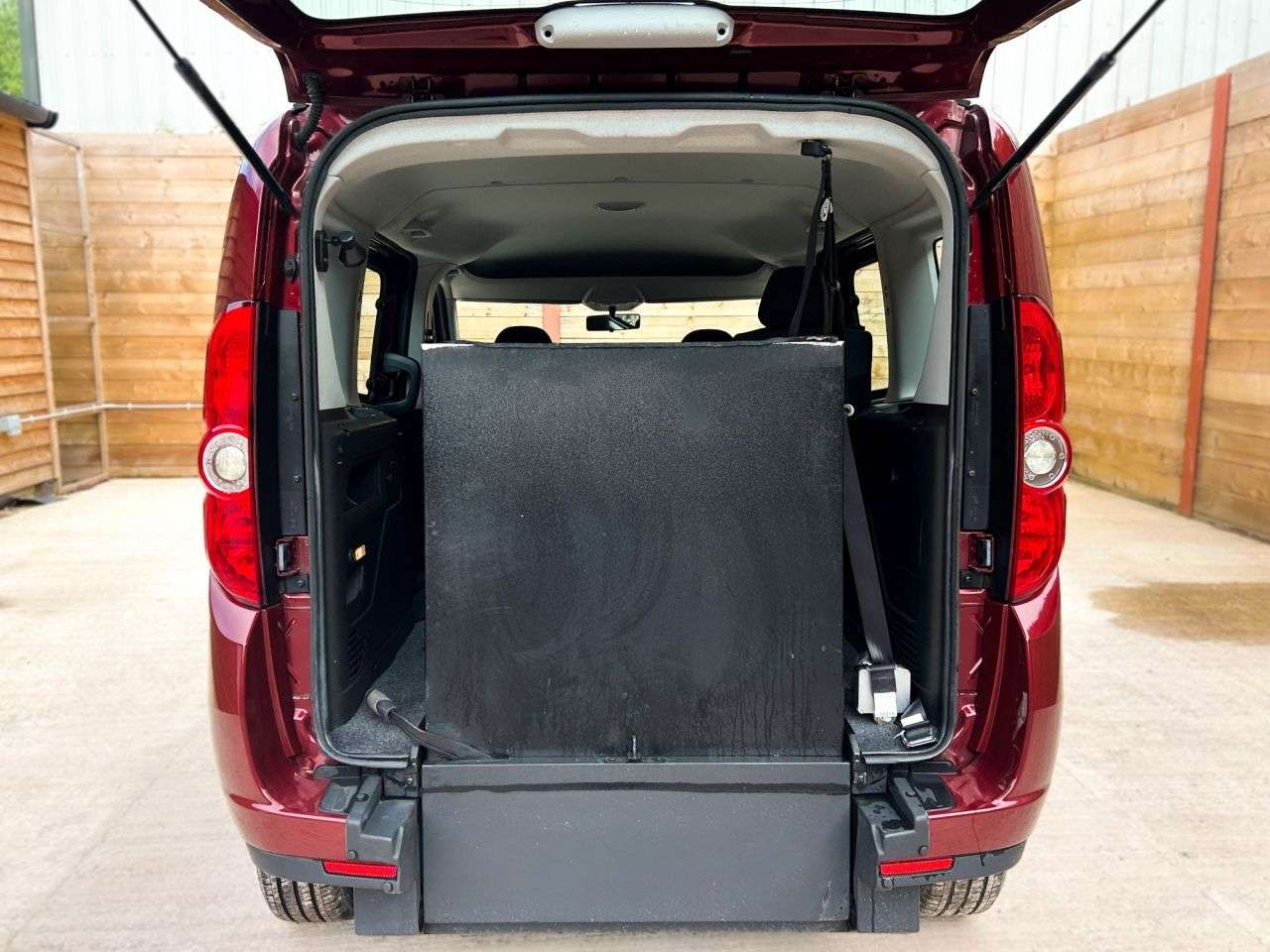 2014 FIAT DOBLO 2014 FIAT DOBLO