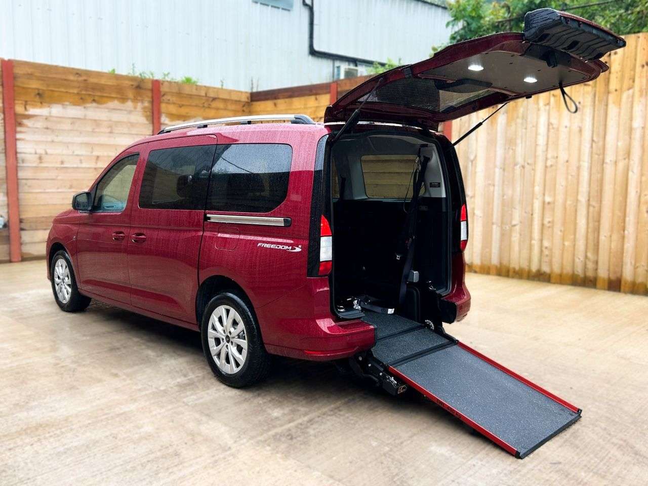 A 2025 FORD GRAND TOURNEO CONNECT 3 Seat Auto Wheelchair Accessible Disabled Access Vehicle WAV A 2025 FORD GRAND TOURNEO CONNECT 3 Seat Auto Wheelchair Accessible Disabled Access Vehicle WAV