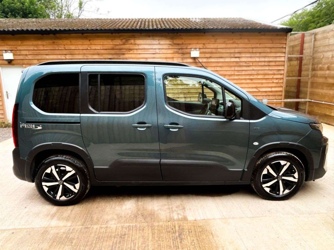 2024 PEUGEOT RIFTER 2024 PEUGEOT RIFTER