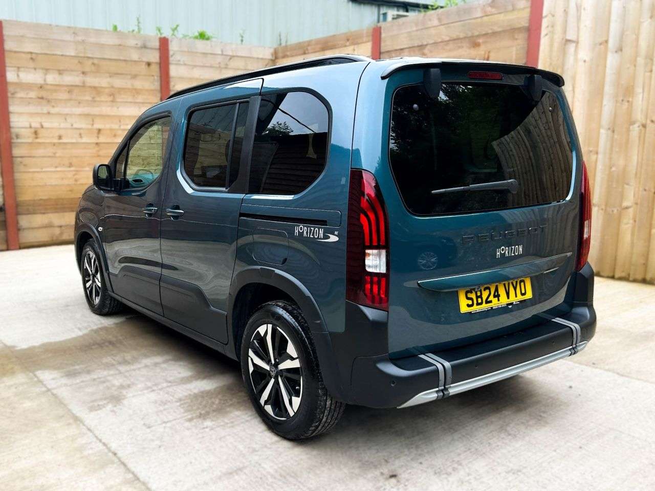 2024 PEUGEOT RIFTER 2024 PEUGEOT RIFTER