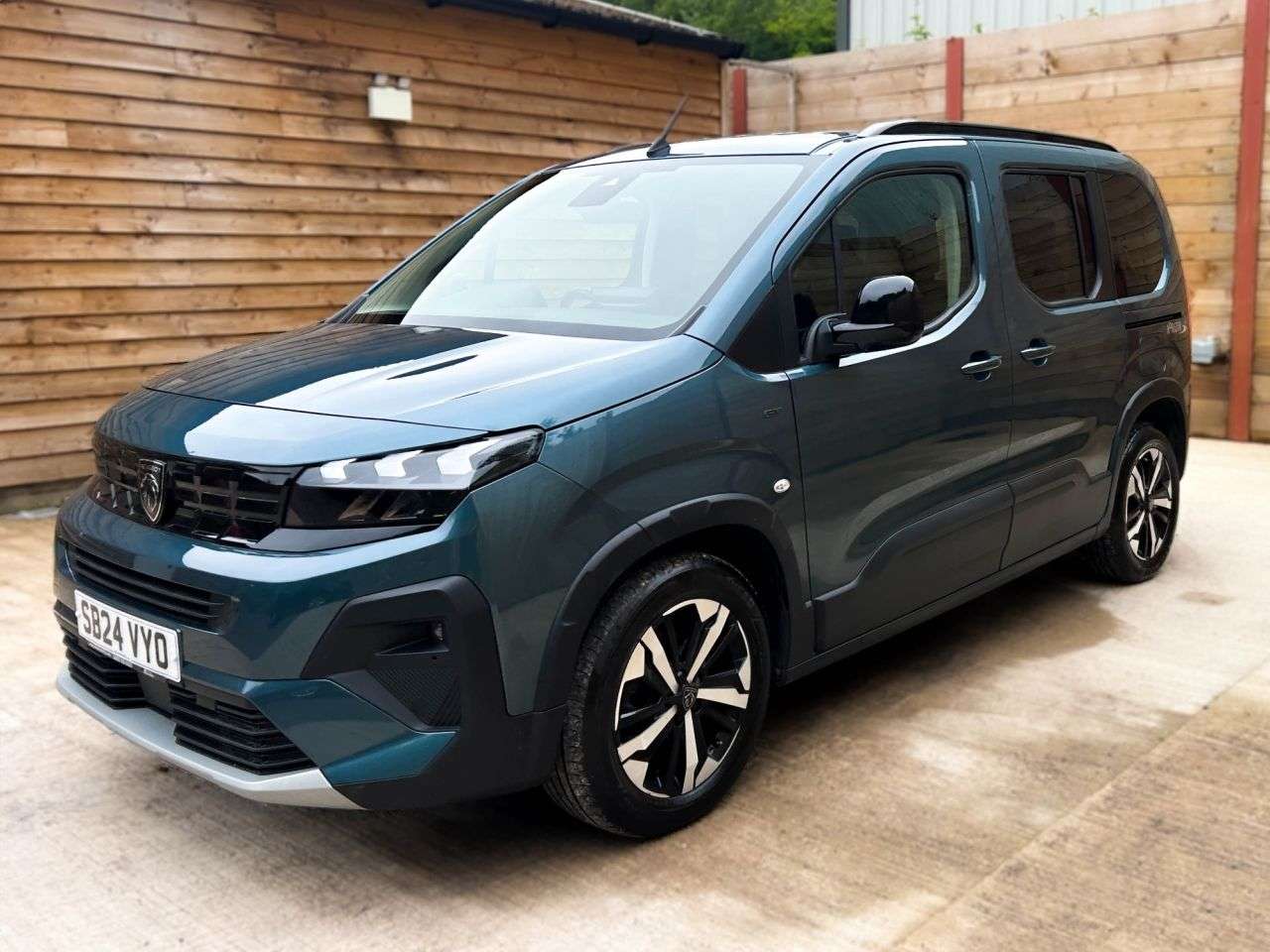 2024 PEUGEOT RIFTER 2024 PEUGEOT RIFTER