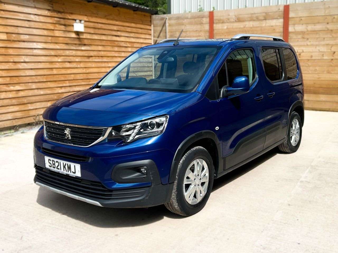 A 2021 PEUGEOT RIFTER 5 Seat Petrol Auto Wheelchair Accessible Disabled Access Vehicle WAV A 2021 PEUGEOT RIFTER 5 Seat Petrol Auto Wheelchair Accessible Disabled Access Vehicle WAV