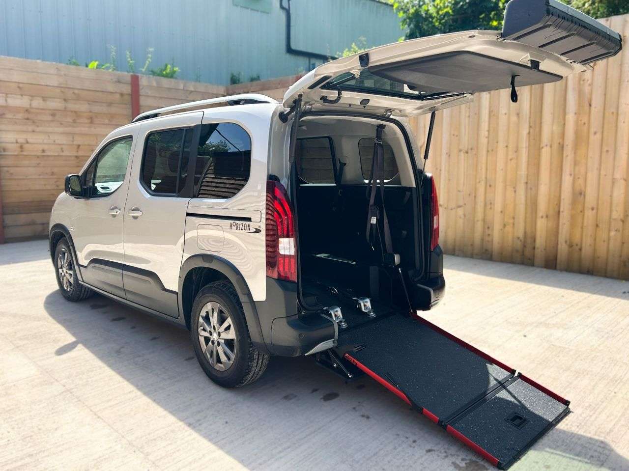 A 2022 PEUGEOT RIFTER 3 Seat Petrol Auto Wheelchair Accessible Disabled Access Vehicle WAV A 2022 PEUGEOT RIFTER 3 Seat Petrol Auto Wheelchair Accessible Disabled Access Vehicle WAV