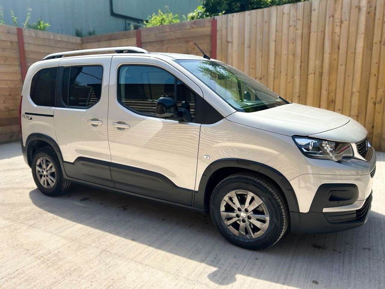 A 2022 PEUGEOT RIFTER 3 Seat Petrol Auto Wheelchair Accessible Disabled Access Vehicle WAV A 2022 PEUGEOT RIFTER 3 Seat Petrol Auto Wheelchair Accessible Disabled Access Vehicle WAV