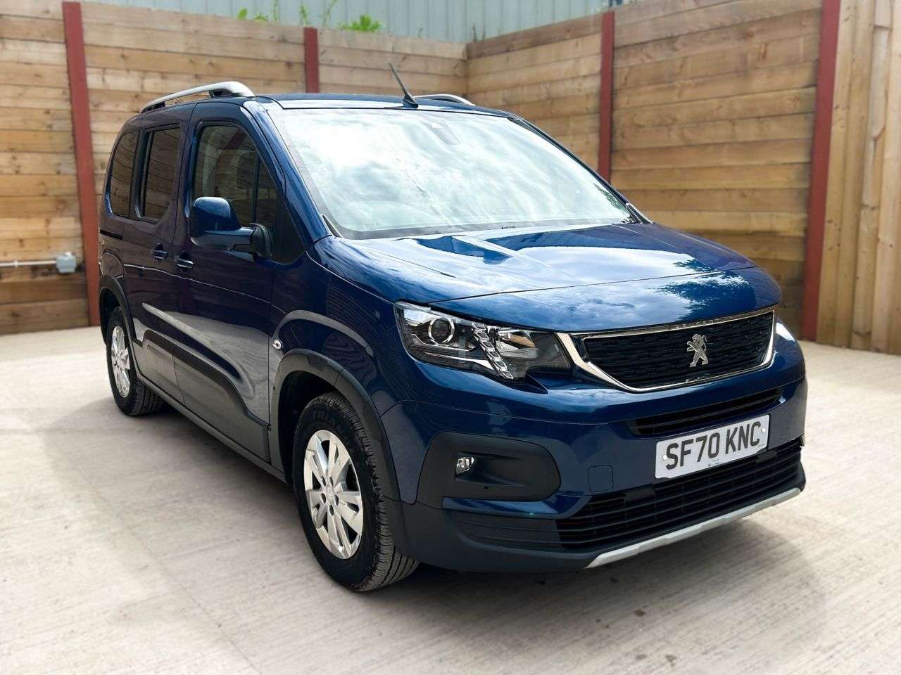 A 2020 PEUGEOT RIFTER 4 Seat Auto Wheelchair Accessible Disabled Access Vehicle WAV A 2020 PEUGEOT RIFTER 4 Seat Auto Wheelchair Accessible Disabled Access Vehicle WAV