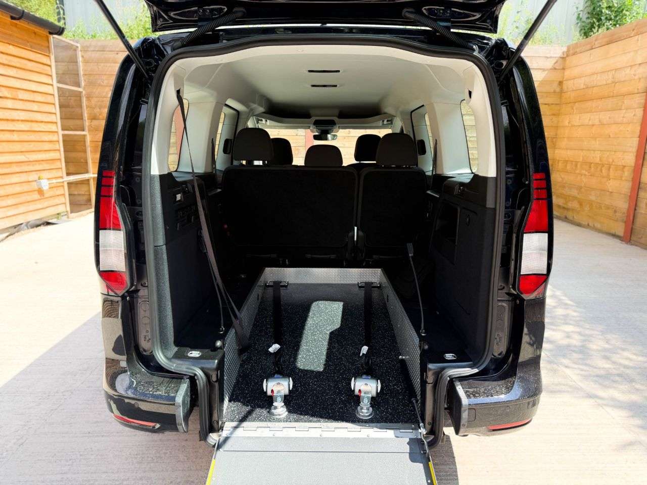 2024 VOLKSWAGEN CADDY MAXI 2024 VOLKSWAGEN CADDY MAXI