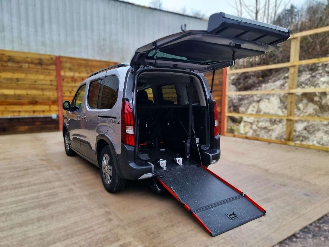 A 2021 PEUGEOT RIFTER 3 Seat Wheelchair Accessible Disabled Access Vehicle WAV A 2021 PEUGEOT RIFTER 3 Seat Wheelchair Accessible Disabled Access Vehicle WAV