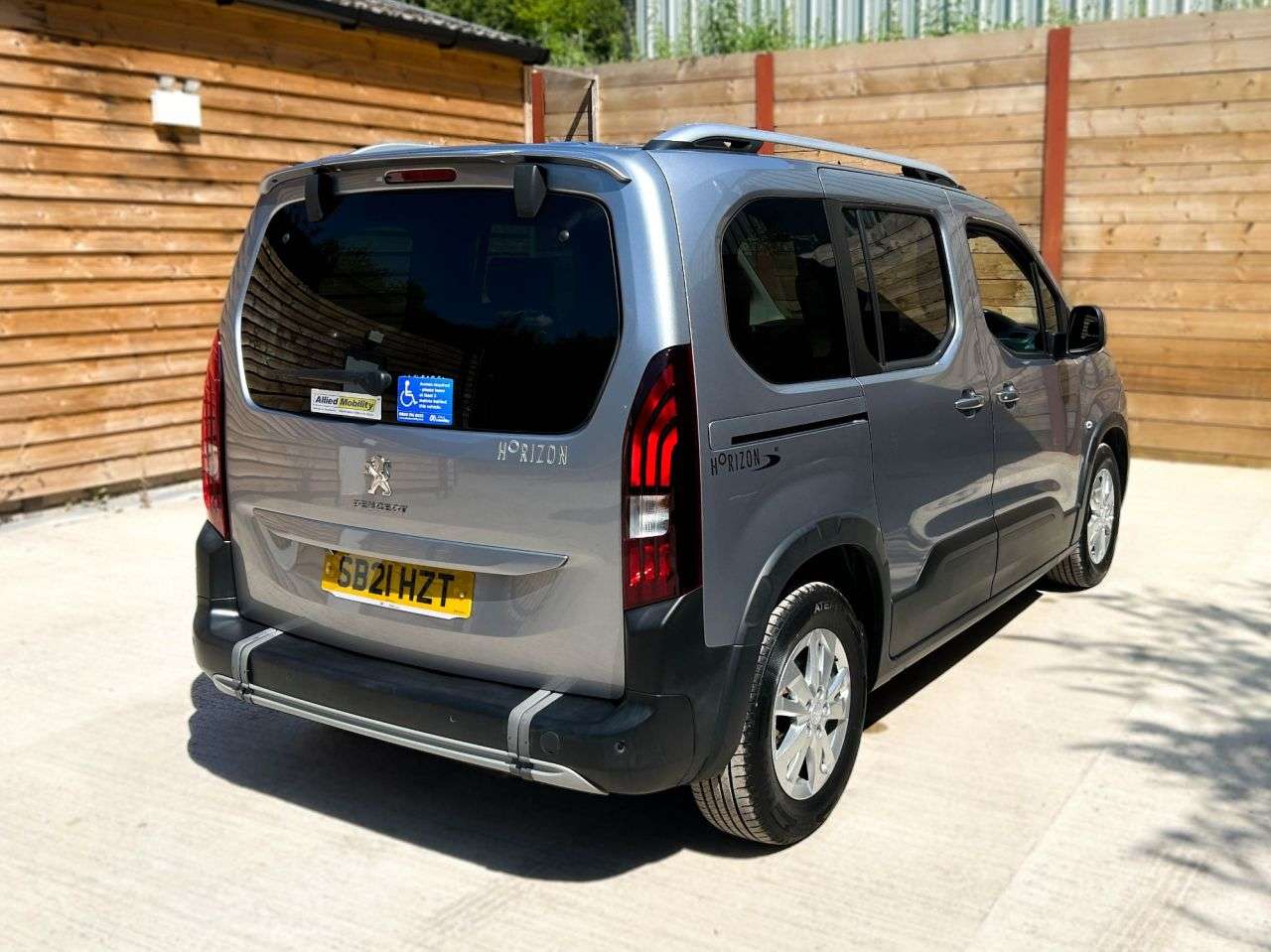 2021 PEUGEOT RIFTER 2021 PEUGEOT RIFTER