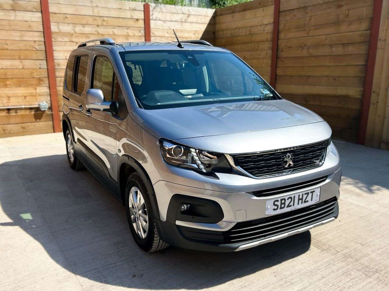 2021 PEUGEOT RIFTER 2021 PEUGEOT RIFTER