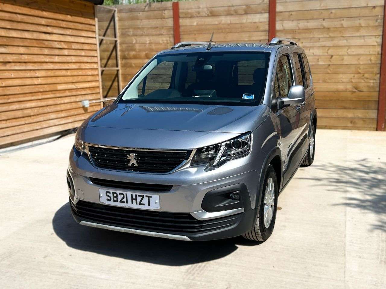 2021 PEUGEOT RIFTER 2021 PEUGEOT RIFTER