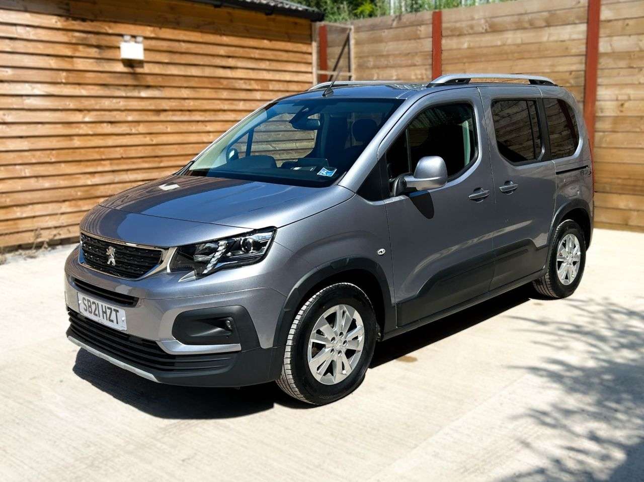 2021 PEUGEOT RIFTER 2021 PEUGEOT RIFTER