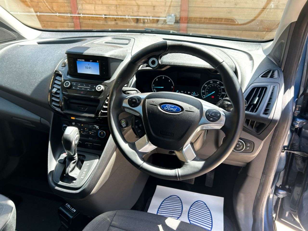 A 2022 FORD GRAND TOURNEO CONNECT Drive From Passenger Up Front Wheelchair Accessible Disabled Access Vehicle A 2022 FORD GRAND TOURNEO CONNECT Drive From Passenger Up Front Wheelchair Accessible Disabled Access Vehicle