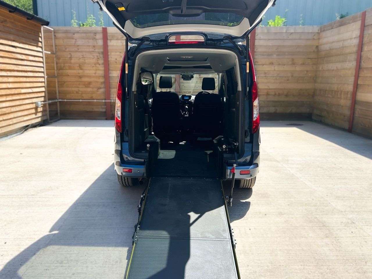 2022 FORD GRAND TOURNEO CONNECT 2022 FORD GRAND TOURNEO CONNECT