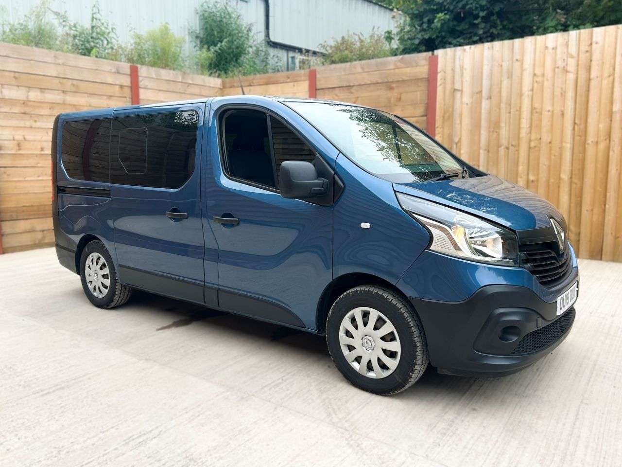 A 2019 RENAULT TRAFIC 7 Seat Wheelchair Accessible Disabled Access Vehicle WAV A 2019 RENAULT TRAFIC 7 Seat Wheelchair Accessible Disabled Access Vehicle WAV