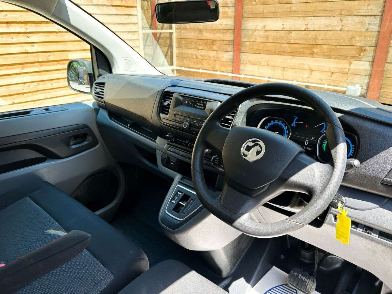 A 2021 VAUXHALL VIVARO LIFE ELECTRIC 6 / 9 Seat Wheelchair Accessible Disabled Access Vehicle WAV A 2021 VAUXHALL VIVARO LIFE ELECTRIC 6 / 9 Seat Wheelchair Accessible Disabled Access Vehicle WAV