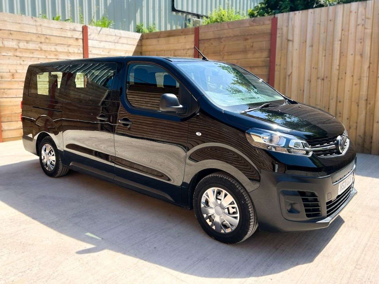 A 2021 VAUXHALL VIVARO LIFE ELECTRIC 6 / 9 Seat Wheelchair Accessible Disabled Access Vehicle WAV A 2021 VAUXHALL VIVARO LIFE ELECTRIC 6 / 9 Seat Wheelchair Accessible Disabled Access Vehicle WAV