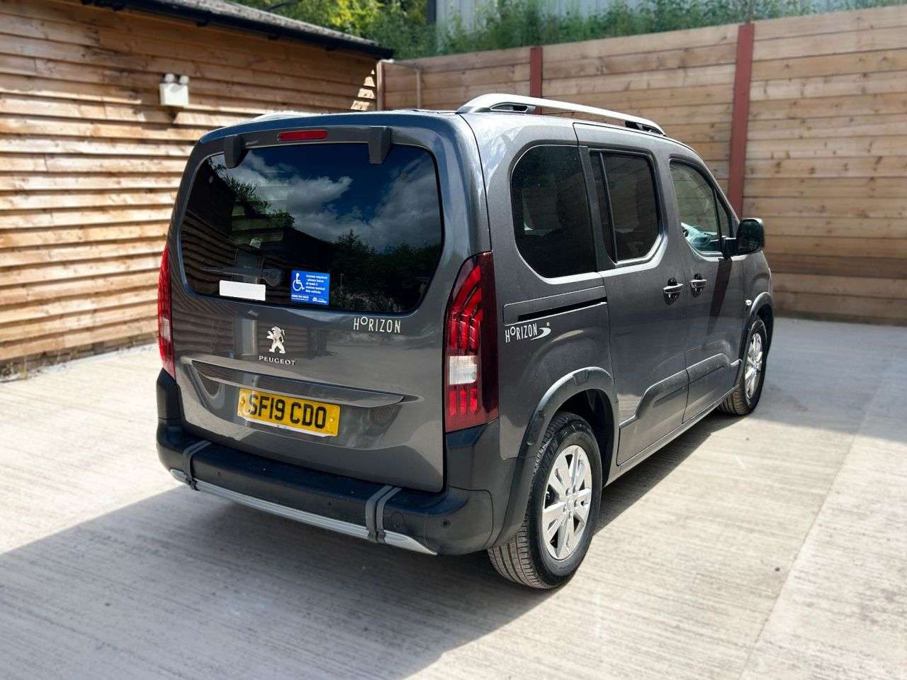 2019 PEUGEOT RIFTER 2019 PEUGEOT RIFTER