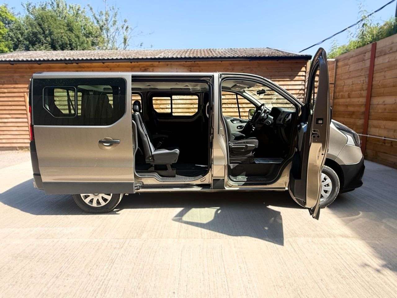 2019 RENAULT TRAFIC 2019 RENAULT TRAFIC