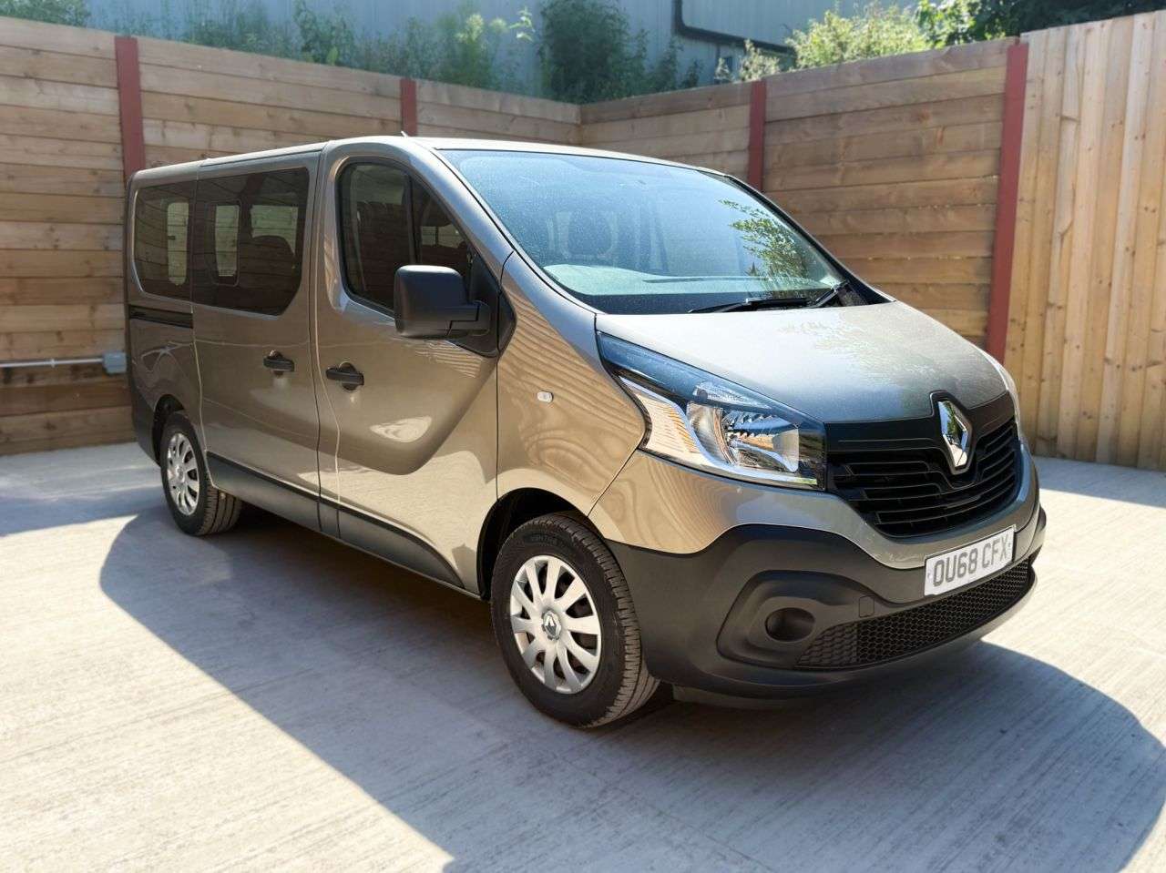 A 2019 RENAULT TRAFIC 6 Seat Wheelchair Accessible Disabled Access Vehicle WAV A 2019 RENAULT TRAFIC 6 Seat Wheelchair Accessible Disabled Access Vehicle WAV