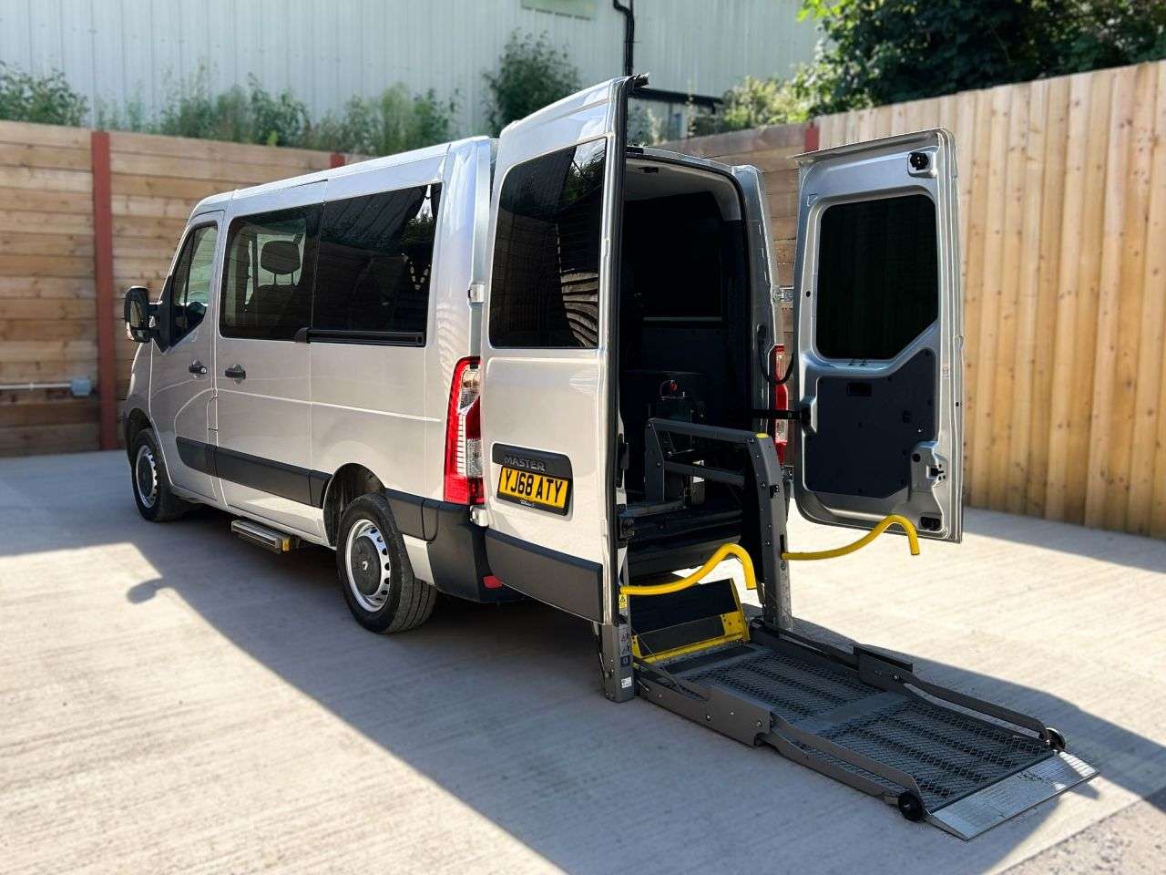 A 2018 RENAULT MASTER 5 Seat Wheelchair Accessible Disabled Access Vehicle WAV A 2018 RENAULT MASTER 5 Seat Wheelchair Accessible Disabled Access Vehicle WAV