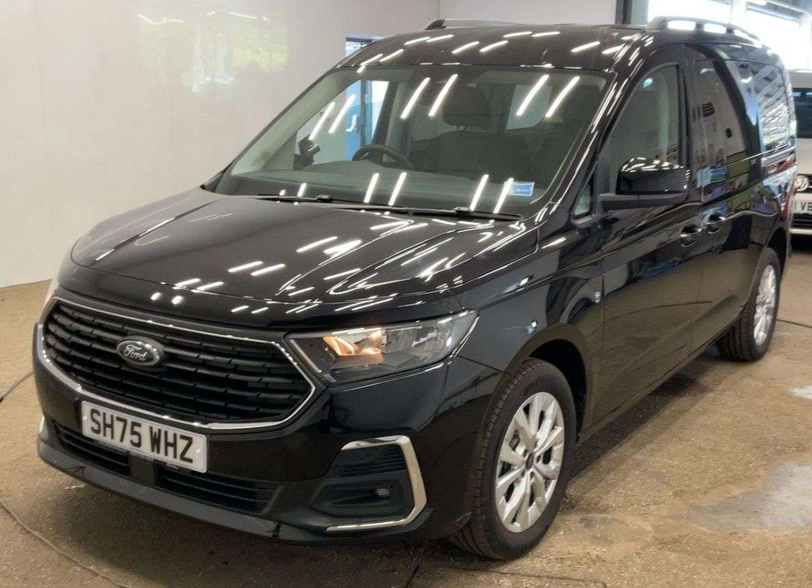 A 2025 FORD GRAND TOURNEO CONNECT 3 Seat Auto Wheelchair Accessible Disabled Access Vehicle WAV A 2025 FORD GRAND TOURNEO CONNECT 3 Seat Auto Wheelchair Accessible Disabled Access Vehicle WAV