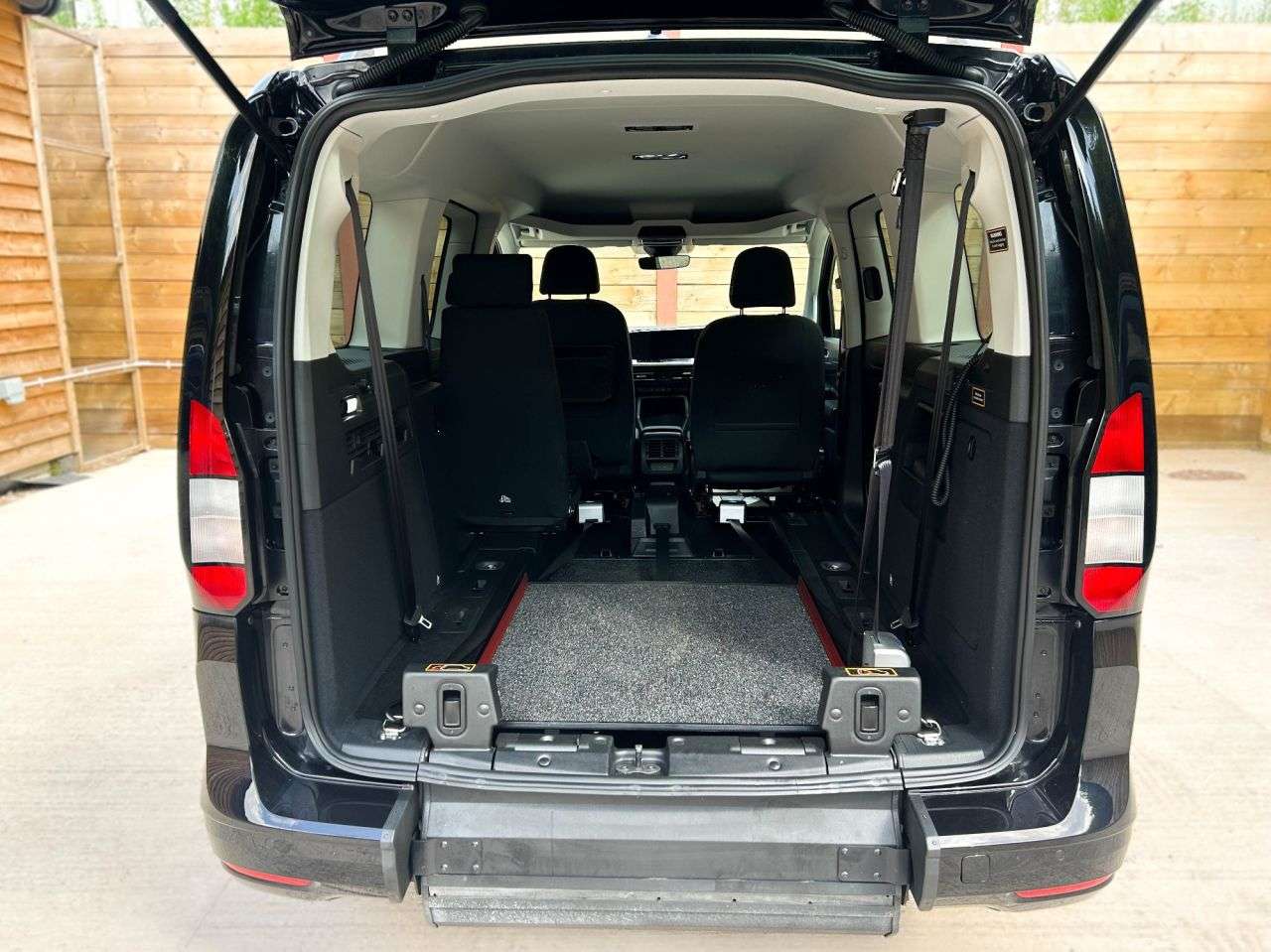 2025 FORD GRAND TOURNEO CONNECT 2025 FORD GRAND TOURNEO CONNECT