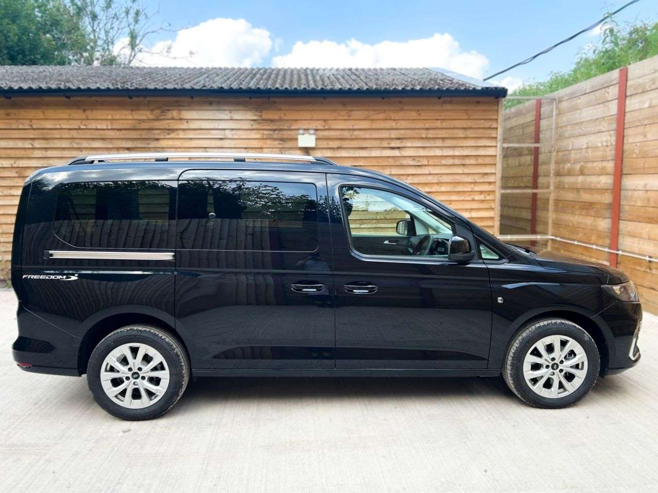 2025 FORD GRAND TOURNEO CONNECT 2025 FORD GRAND TOURNEO CONNECT